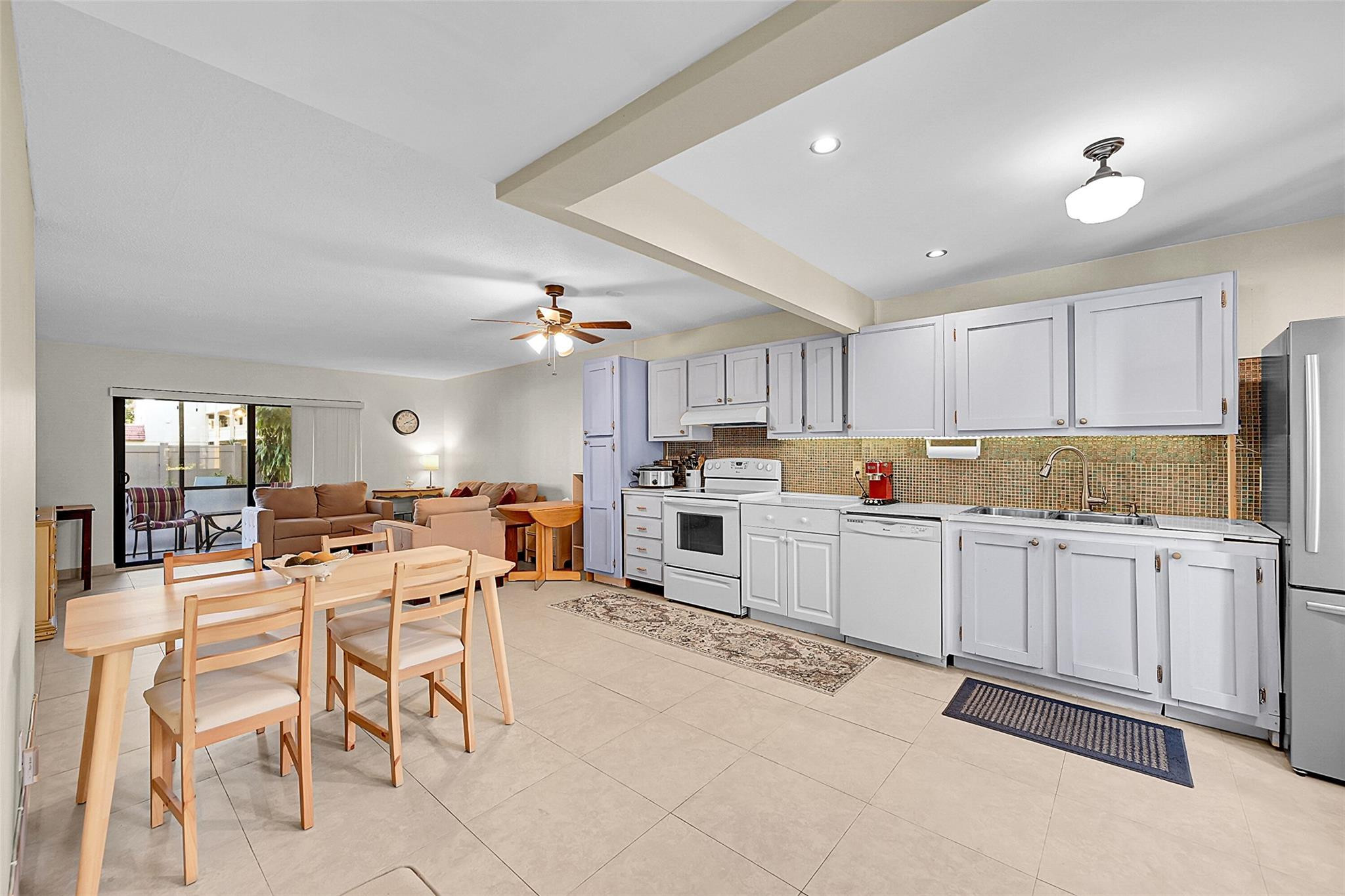 138 South Cypress Road, Unit 214 Pompano Beach, FL 33060 - Photo 2 of 33 Photo 2