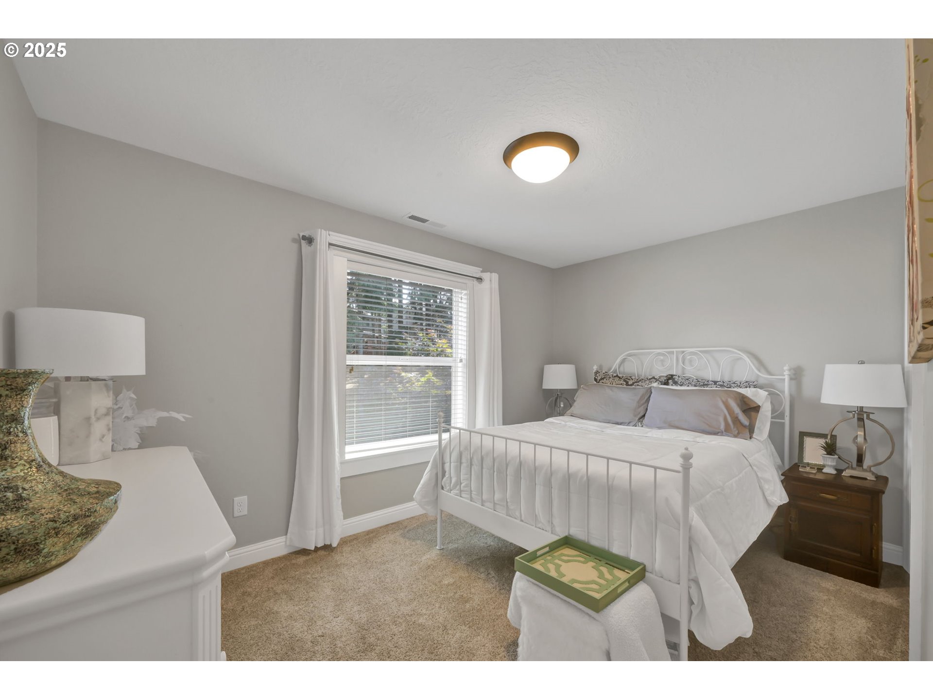 3430 Timberbrook Way Eugene, OR 97405 - Photo 24 of 37 Bedroom