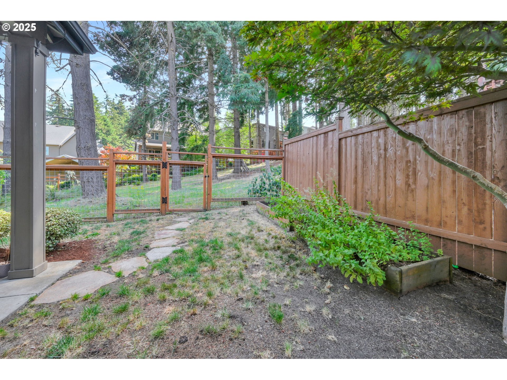 3430 Timberbrook Way Eugene, OR 97405 - Photo 31 of 37 Backyard