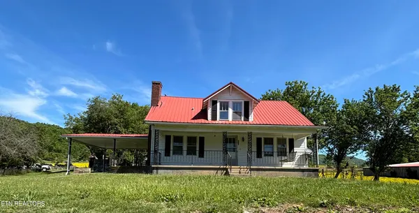 $379,900 | 516 Thomas Road, Speedwell, TN 37870