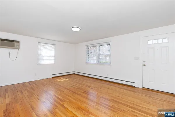 $2,300 | 56 Church Street, Unit 1, Ramsey, NJ 07446