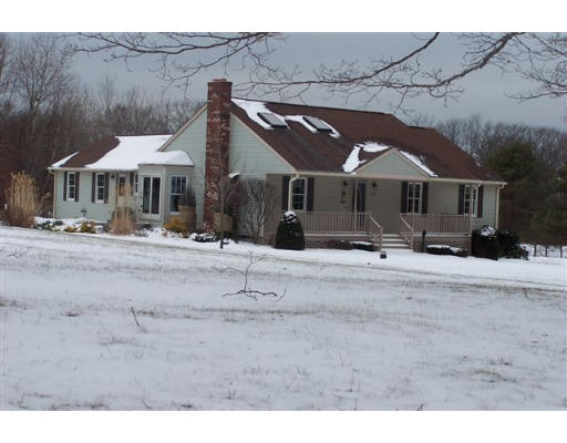 79 Little Mugget Road Charlton, MA 01507 - Photo 11 of 13 Gallery Image 11