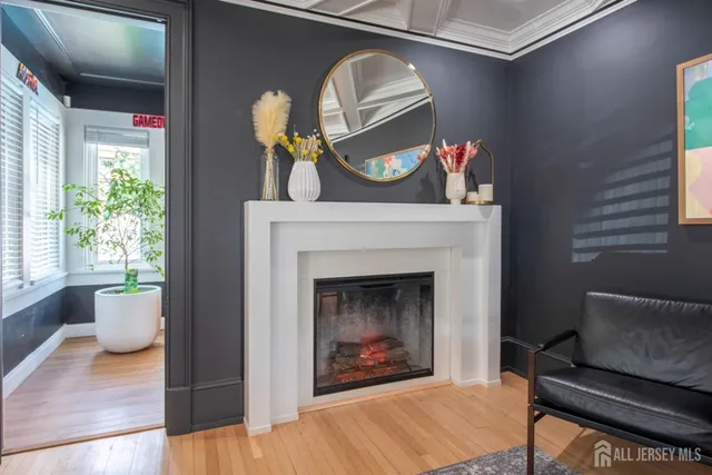 $799,900 | 10 North 8th Avenue, Highland Park, NJ 08904