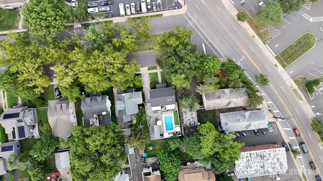 $799,900 | 10 North 8th Avenue, Highland Park, NJ 08904