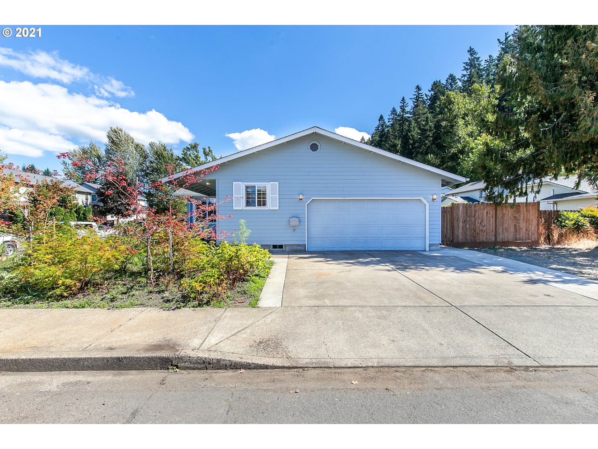 225 South 59th Street Springfield, OR 97478 - Photo 1 of 32