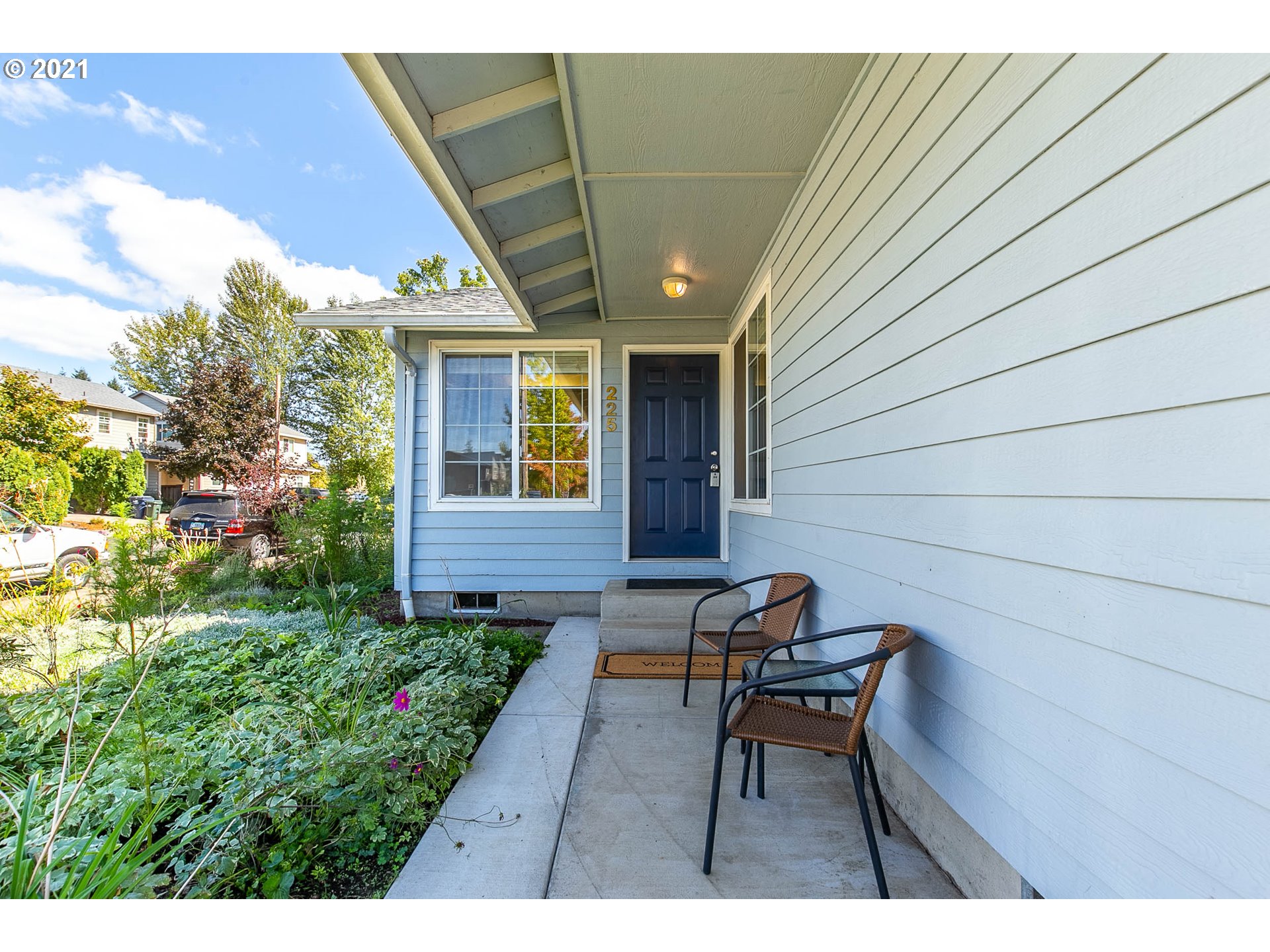 225 South 59th Street Springfield, OR 97478 - Photo 4 of 32
