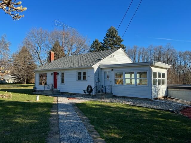 11435 Bunkerhill Road Jackson, MI 49201 - Photo 1 of 21 IMG_0487