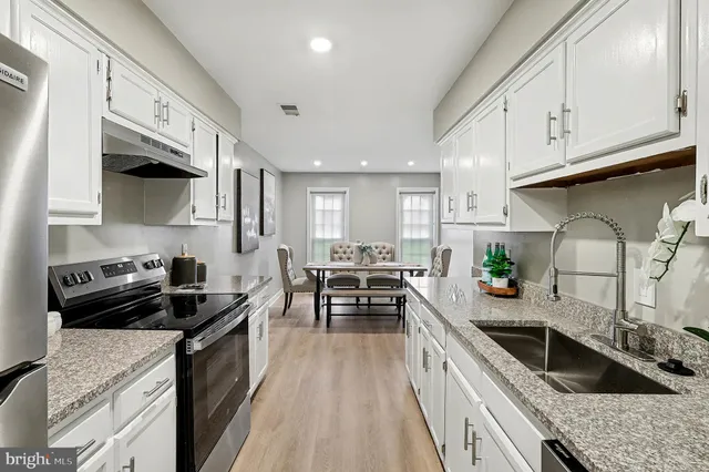 $650,000 | 10307 Emerald Rock Drive, Oakton, VA 22124