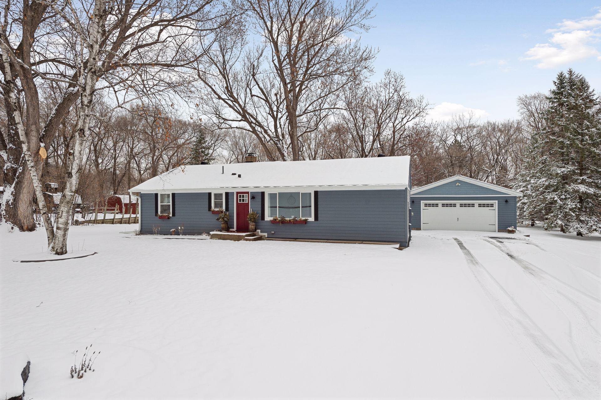 5013 Beacon Hill Road Minnetonka, MN 55345 - Photo 1 of 21 Gallery Image 1
