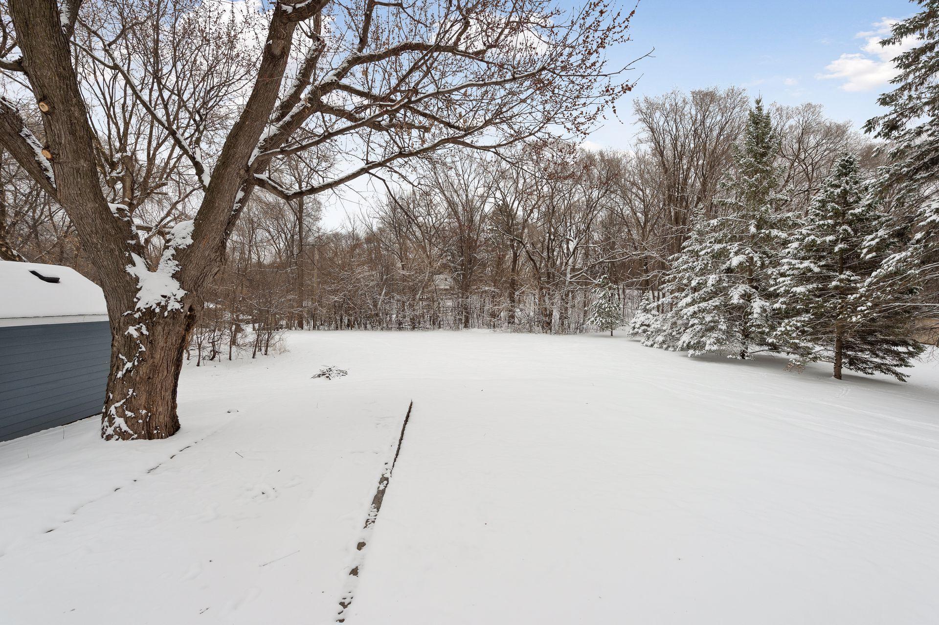 5013 Beacon Hill Road Minnetonka, MN 55345 - Photo 20 of 21 Gallery Image 20