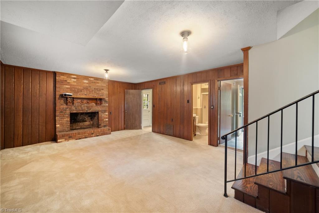 154 Surtees Road Winston-Salem, NC 27104 - Photo 8 of 41 Gallery Image 8