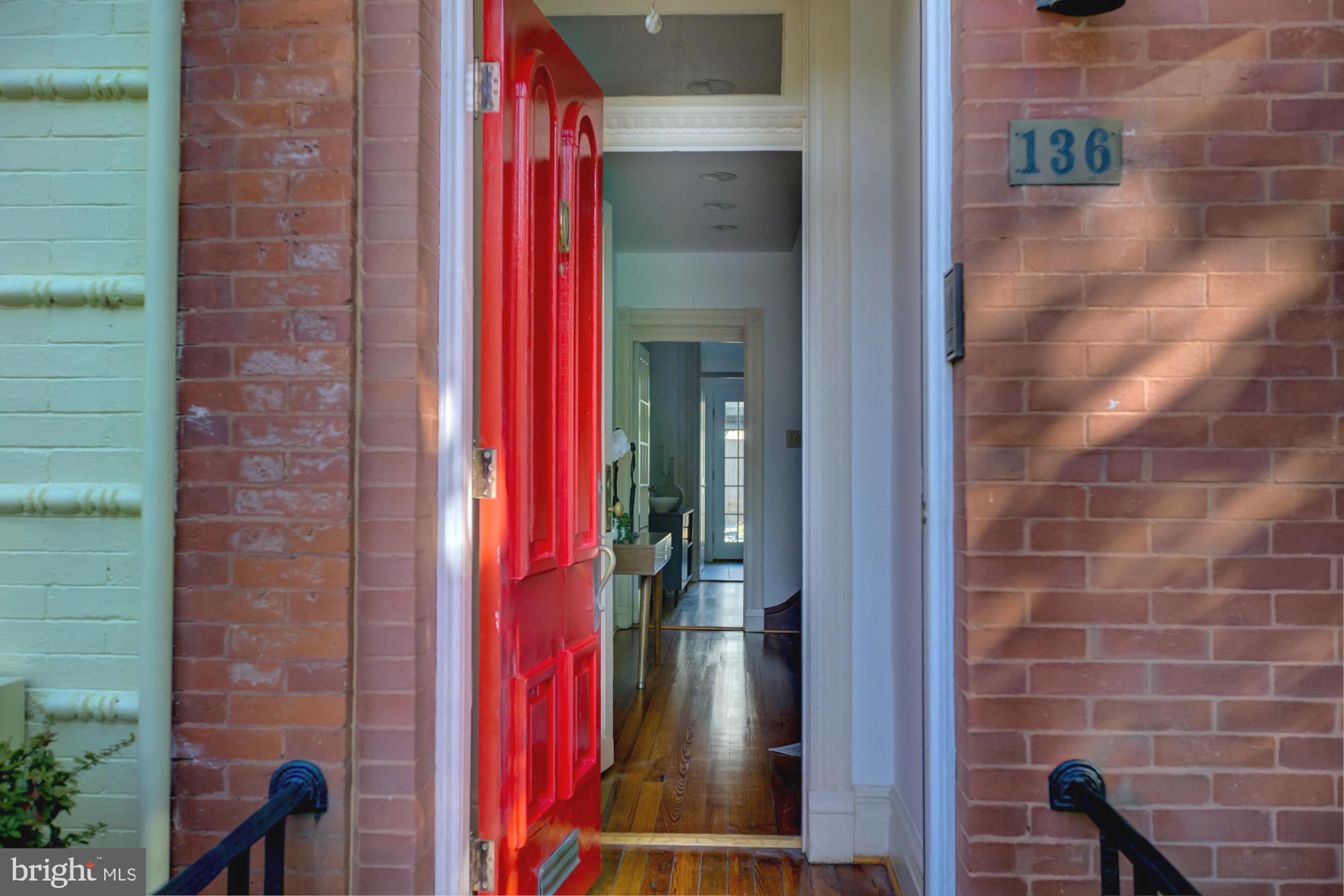 136 E Street Southeast Washington, DC 20003 - Photo 3 of 29 Gallery Image 3
