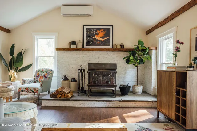 $3,500 | 2 Locust Street, Chatham, NY 12037