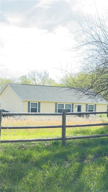 1350 Osborne Road Pomona, KS 66076 - Photo 2 of 3