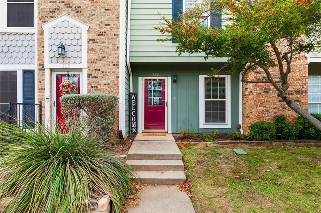 $263,000 | 112 Churchill Lane, Euless, TX 76039