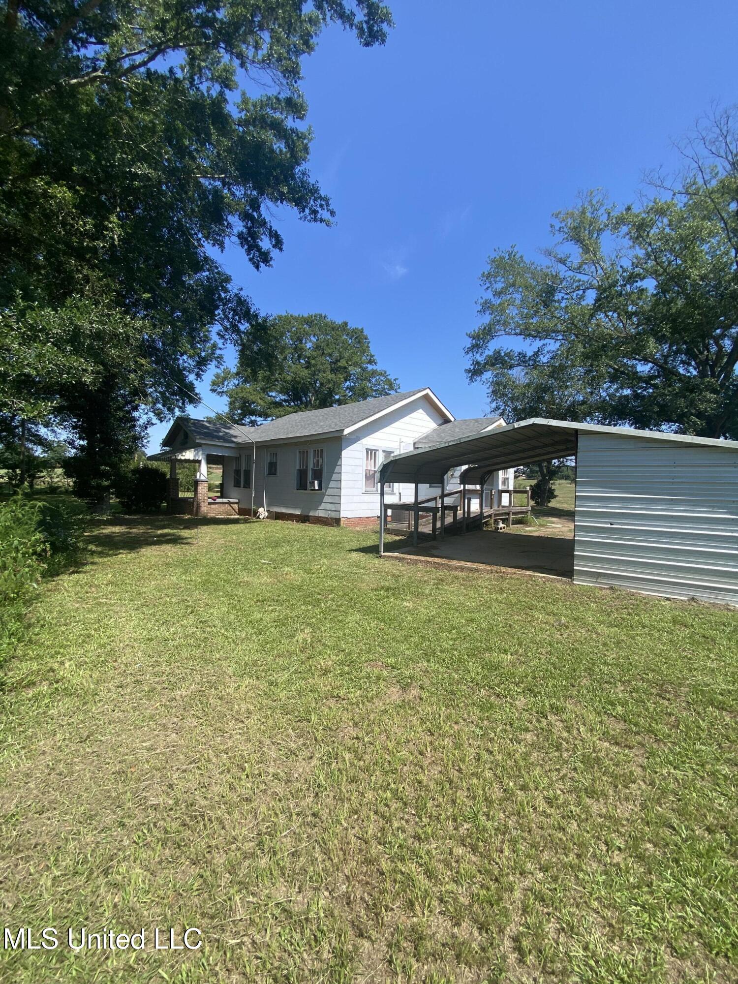 7710 Highway 13 Prentiss, MS 39474 - Photo 4 of 26 IMG_4372