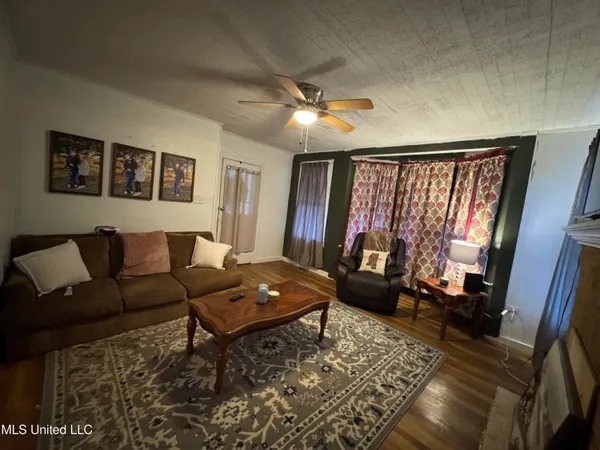 $89,000 | 7710 Highway 13, Prentiss, MS 39474