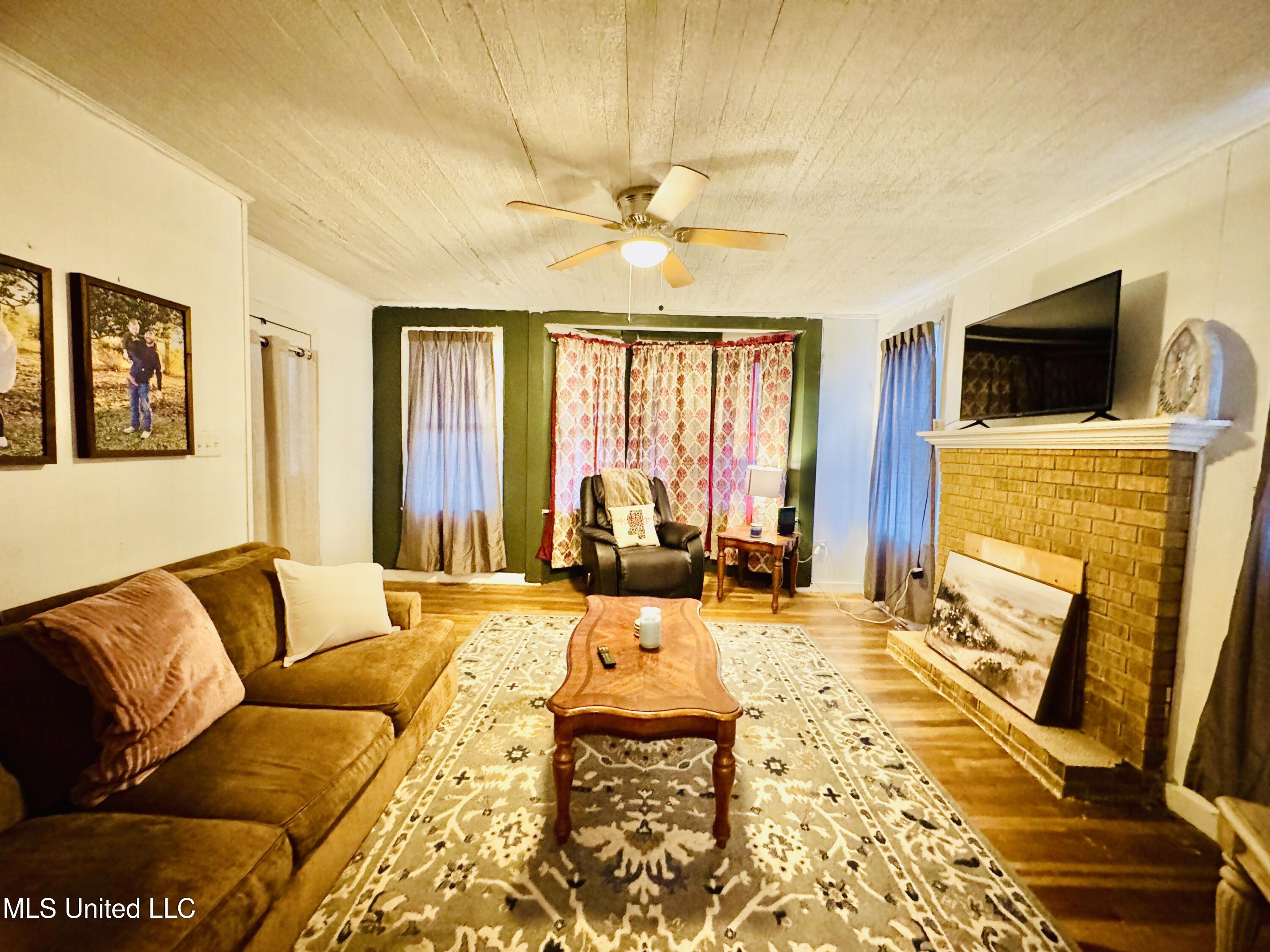 7710 Highway 13 Prentiss, MS 39474 - Photo 6 of 26 IMG_8573