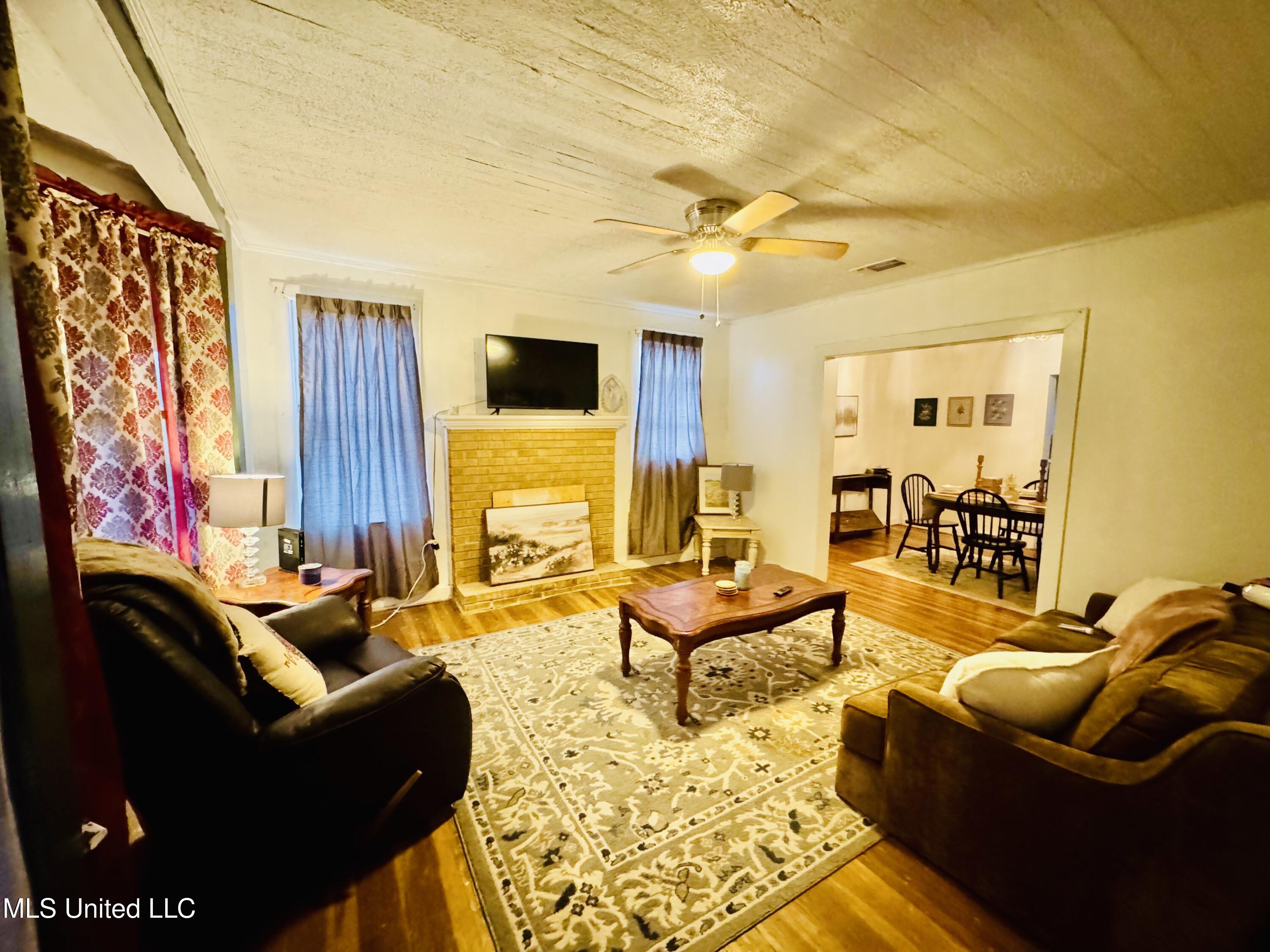 7710 Highway 13 Prentiss, MS 39474 - Photo 7 of 26 IMG_8570