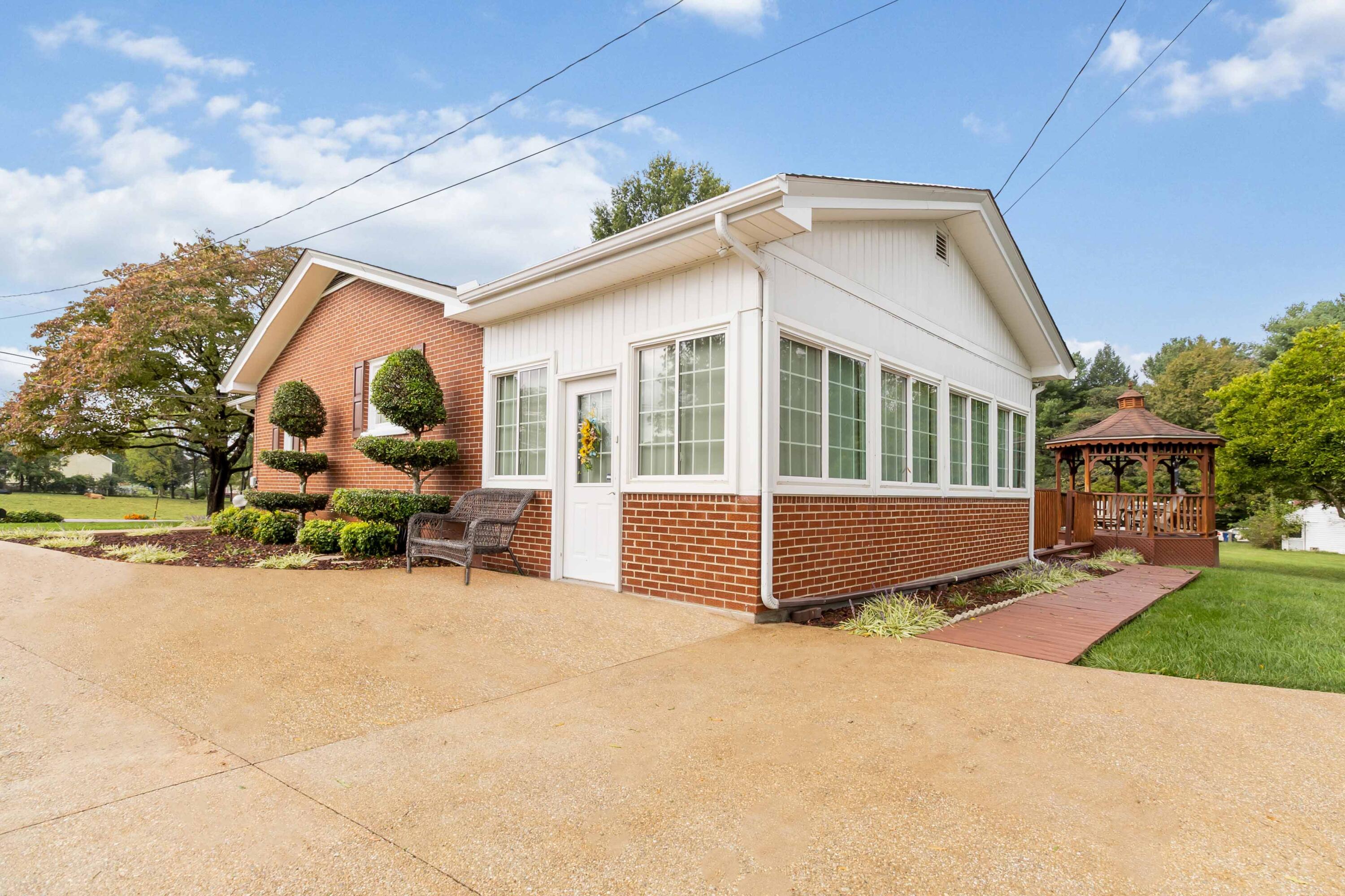 113 Perry Street Science Hill, KY 42553 - Photo 4 of 65 042