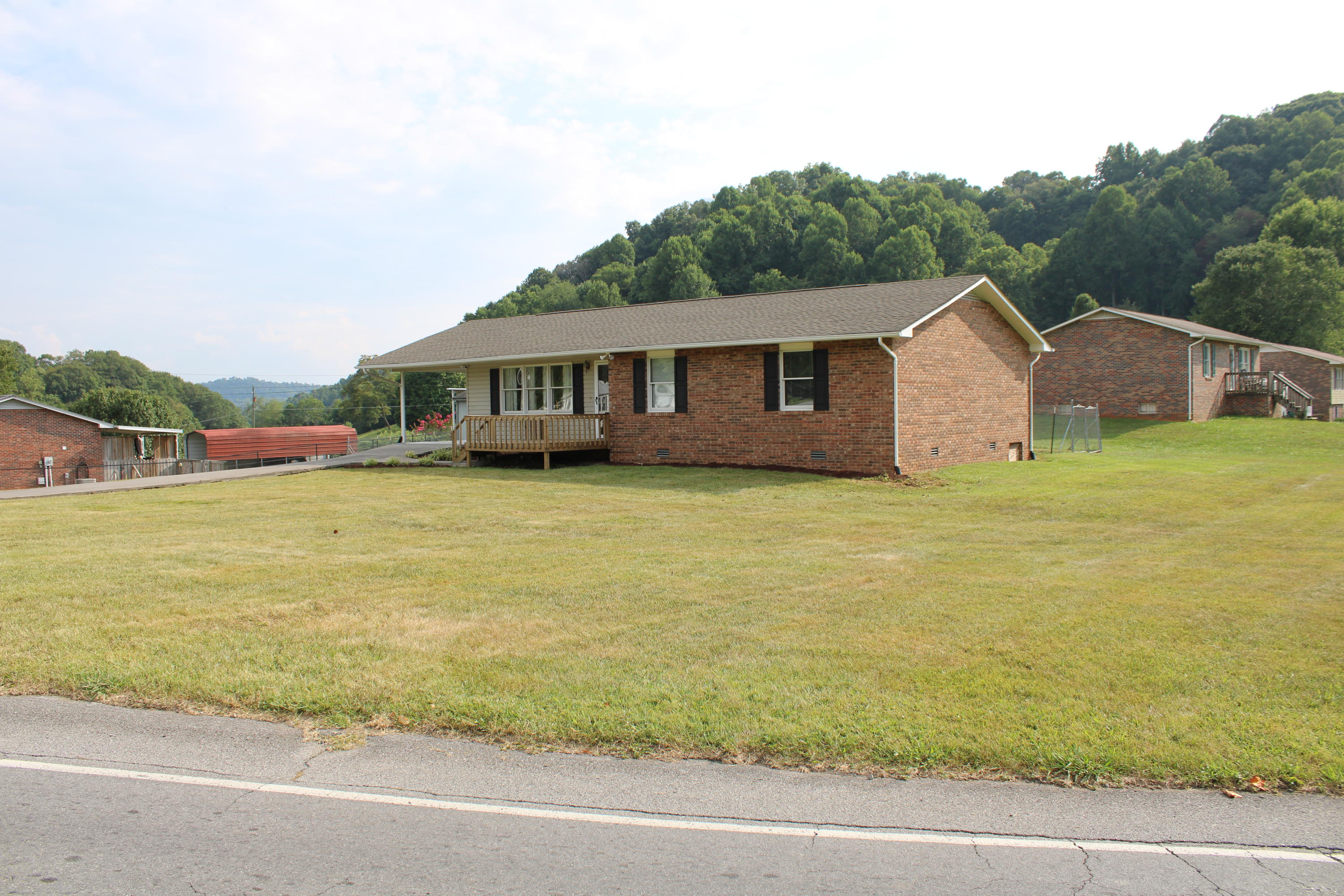 375 Tri State Lime Road Blountville, TN 37617 - Photo 2 of 31 Tri State Lime 010