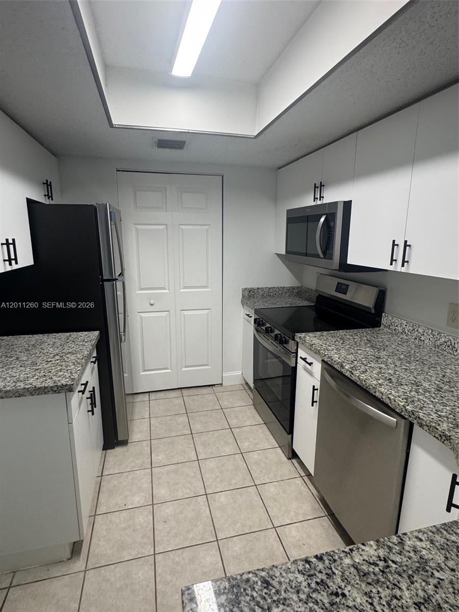5065 Wiles Road, Unit 103 Coconut Creek, FL 33073 - Photo 34 of 47
