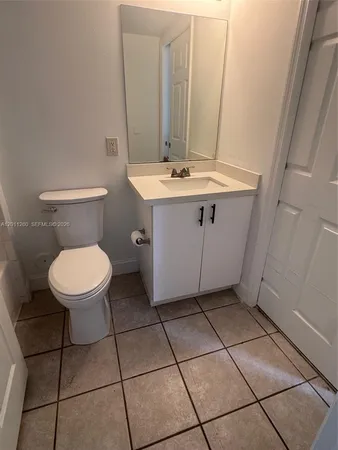 $287,500 | 5065 Wiles Road, Unit 103, Coconut Creek, FL 33073