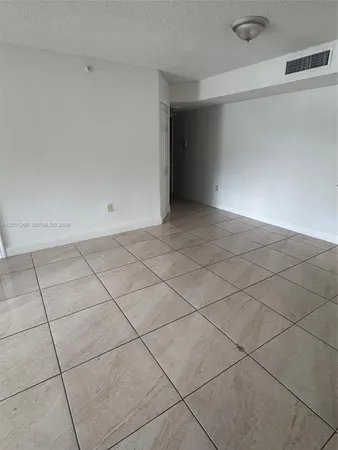 $287,500 | 5065 Wiles Road, Unit 103, Coconut Creek, FL 33073