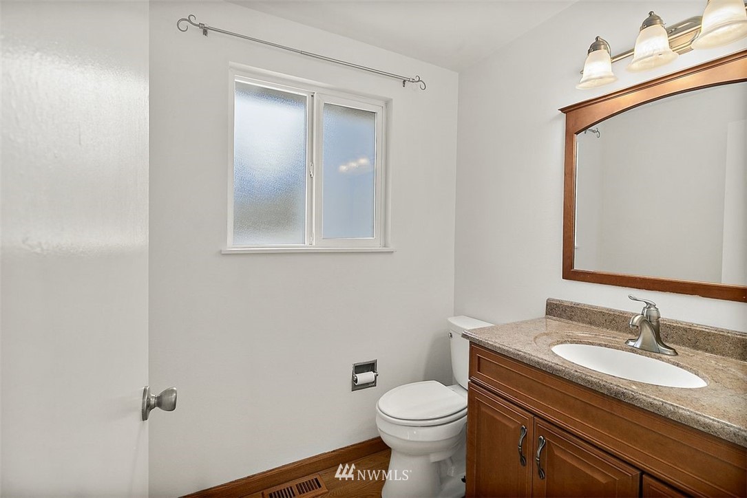 17815 145th Avenue Southeast Renton, WA 98058 - Photo 25 of 35 Gallery Image 25