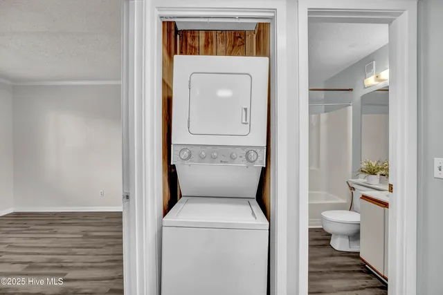 $300,000 | 400 Virginia Avenue, Unit 203B, Carolina Beach, NC 28428