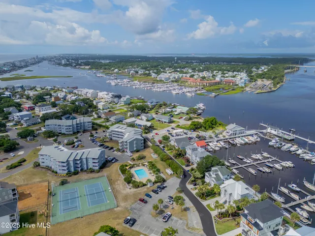 $300,000 | 400 Virginia Avenue, Unit 203B, Carolina Beach, NC 28428