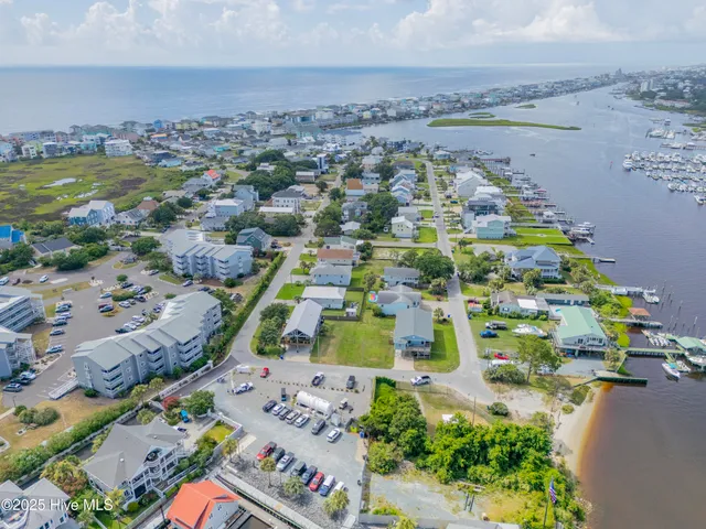 $300,000 | 400 Virginia Avenue, Unit 203B, Carolina Beach, NC 28428