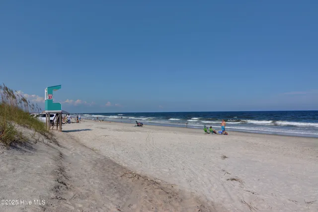 $300,000 | 400 Virginia Avenue, Unit 203B, Carolina Beach, NC 28428