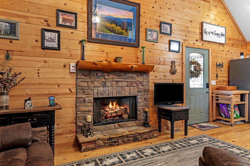 2561 Rustic Rdg Trail Young Harris, GA 30582 - Photo 15 of 85