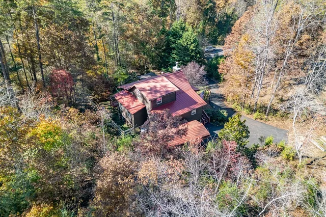 $399,000 | 2561 Rustic Rdg Trail, Young Harris, GA 30582