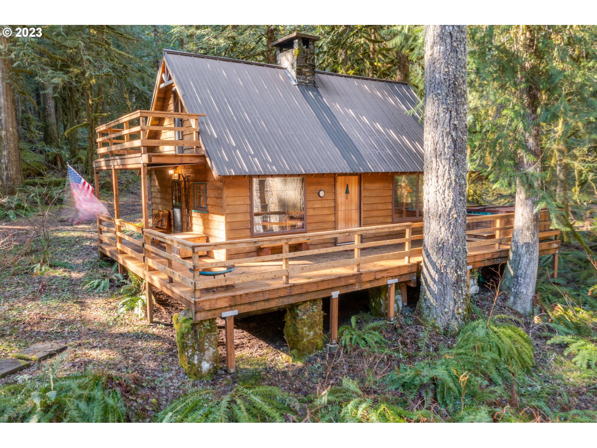 30064 Road 12 Rhododendron, OR 97049 - Photo 2 of 32 Gallery Image 2