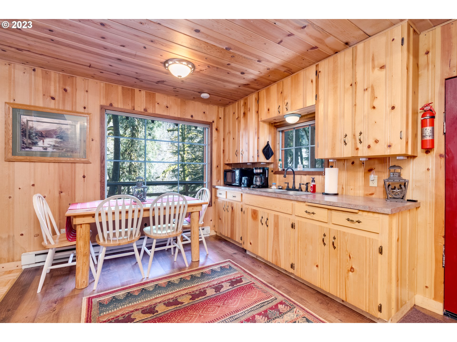 30064 Road 12 Rhododendron, OR 97049 - Photo 5 of 32 Gallery Image 5