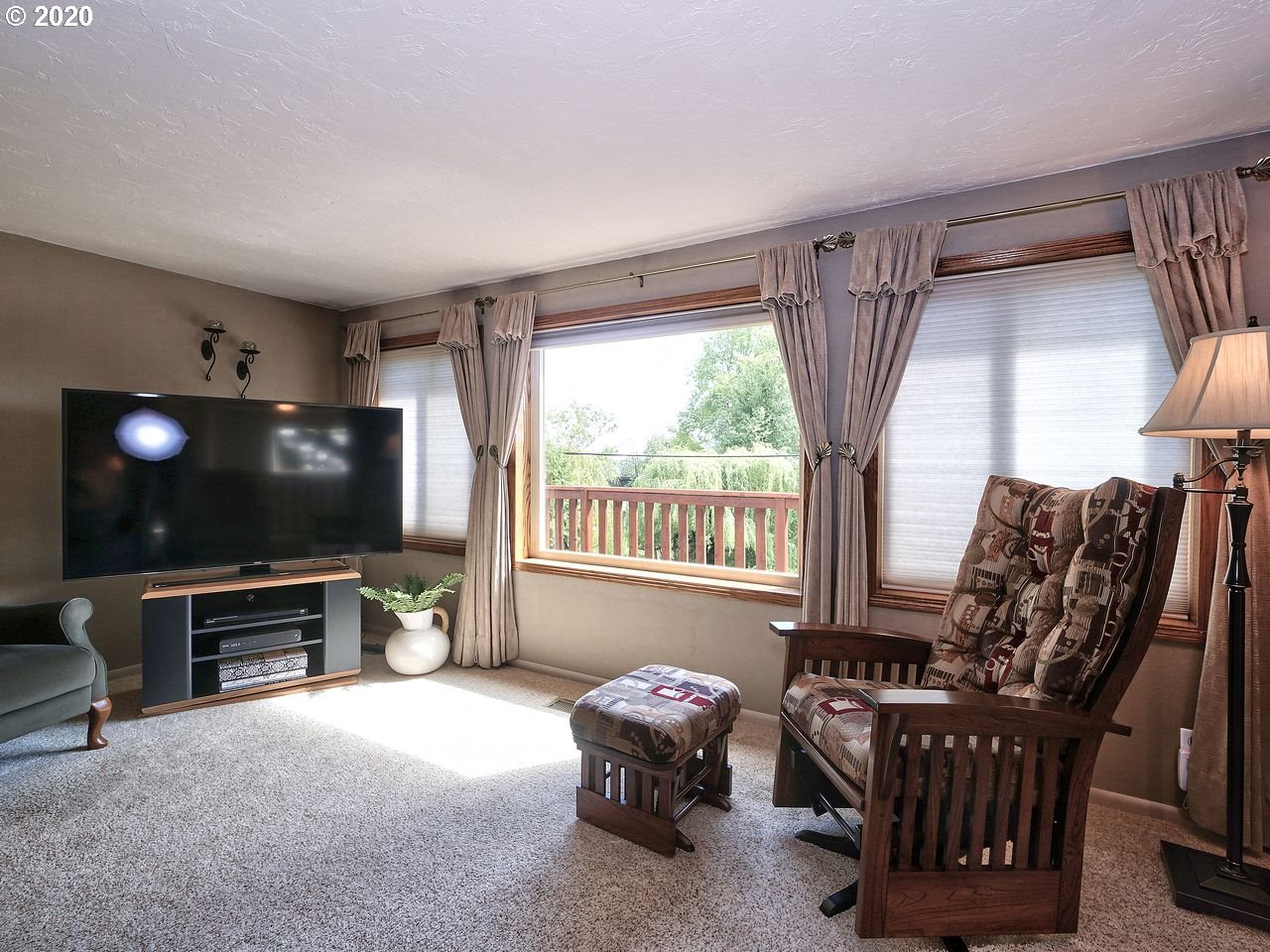 52921 Northwest Ej Smith Road Scappoose, OR 97056 - Photo 6 of 32 Gallery Image 6