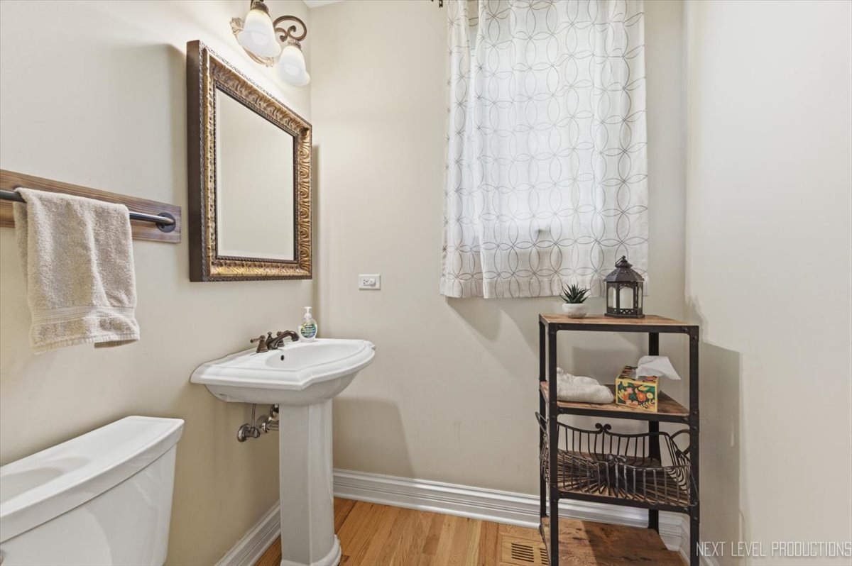 534 Walnut Street Batavia, IL 60510 - Photo 19 of 39