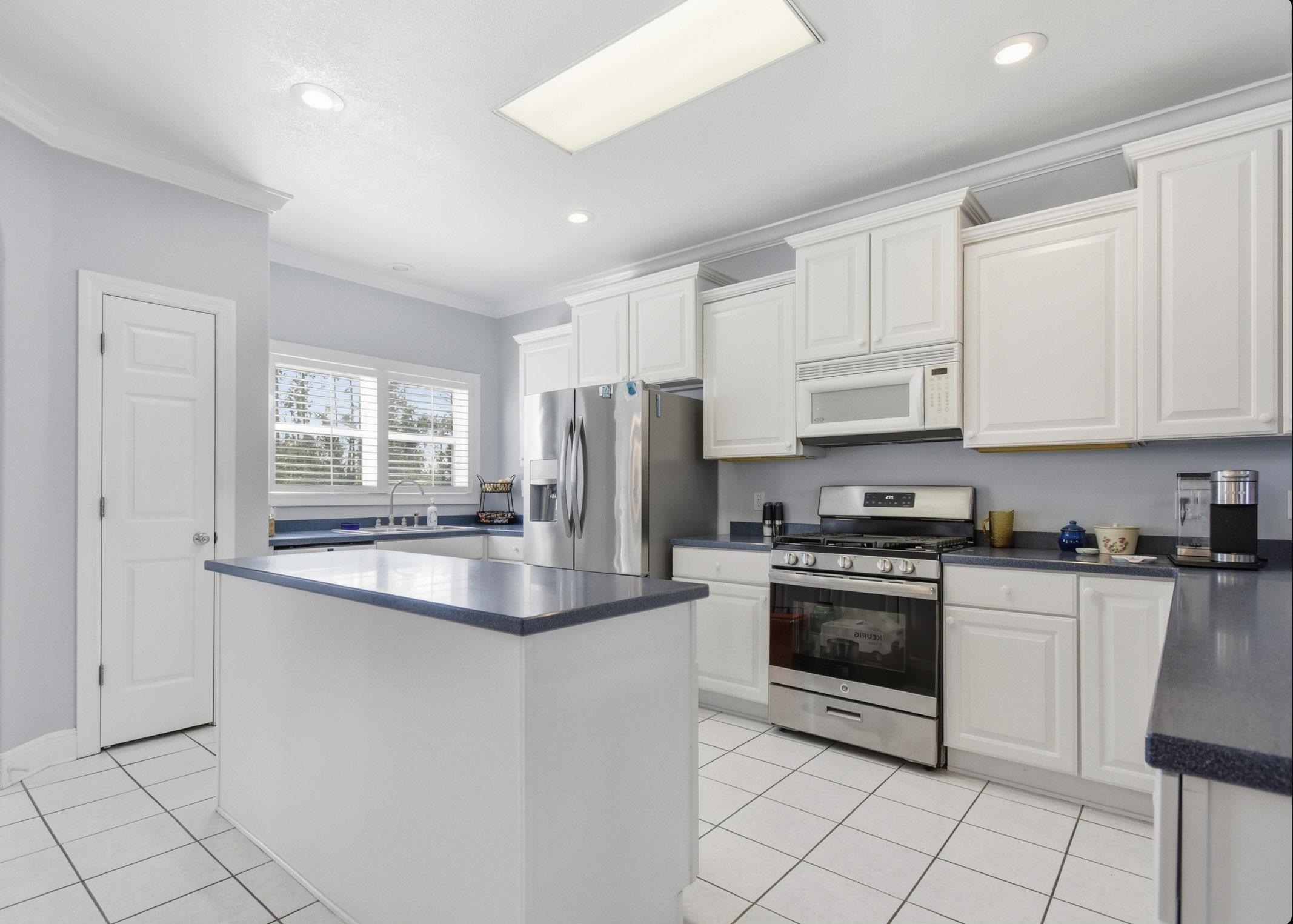 303 Dogwood Way Perry, FL 32348 - Photo 3 of 22