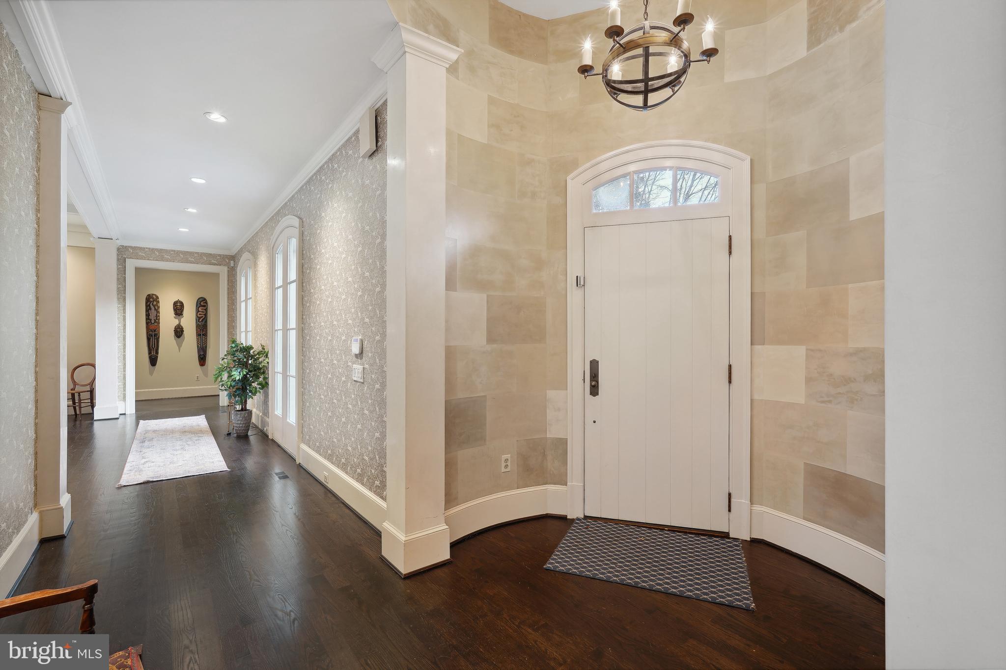 8402 Rapley Ridge Lane Potomac, MD 20854 - Photo 2 of 54 Foyer