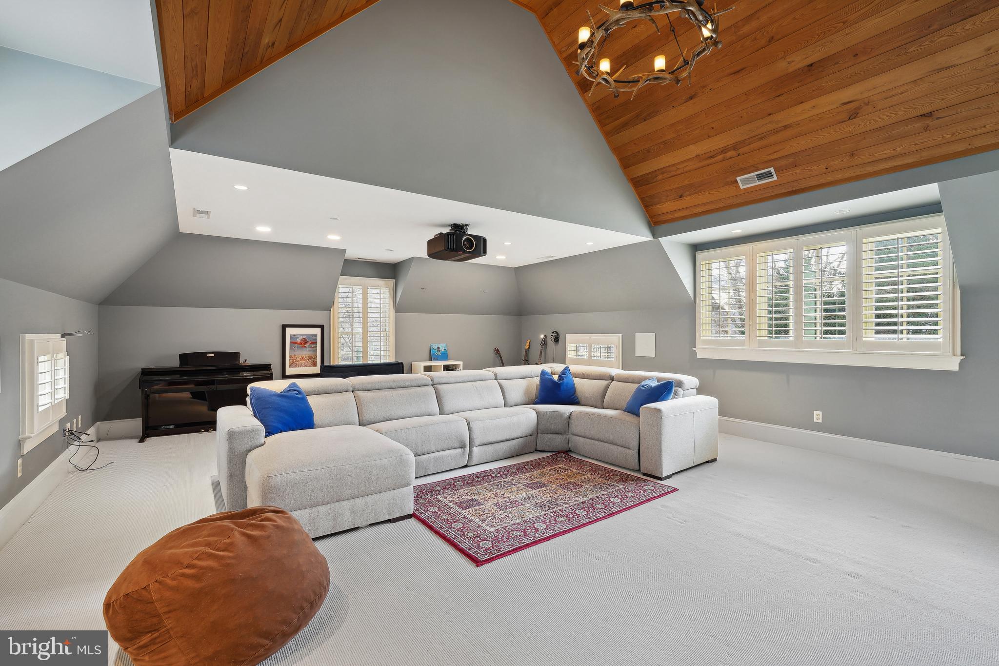 8402 Rapley Ridge Lane Potomac, MD 20854 - Photo 21 of 54