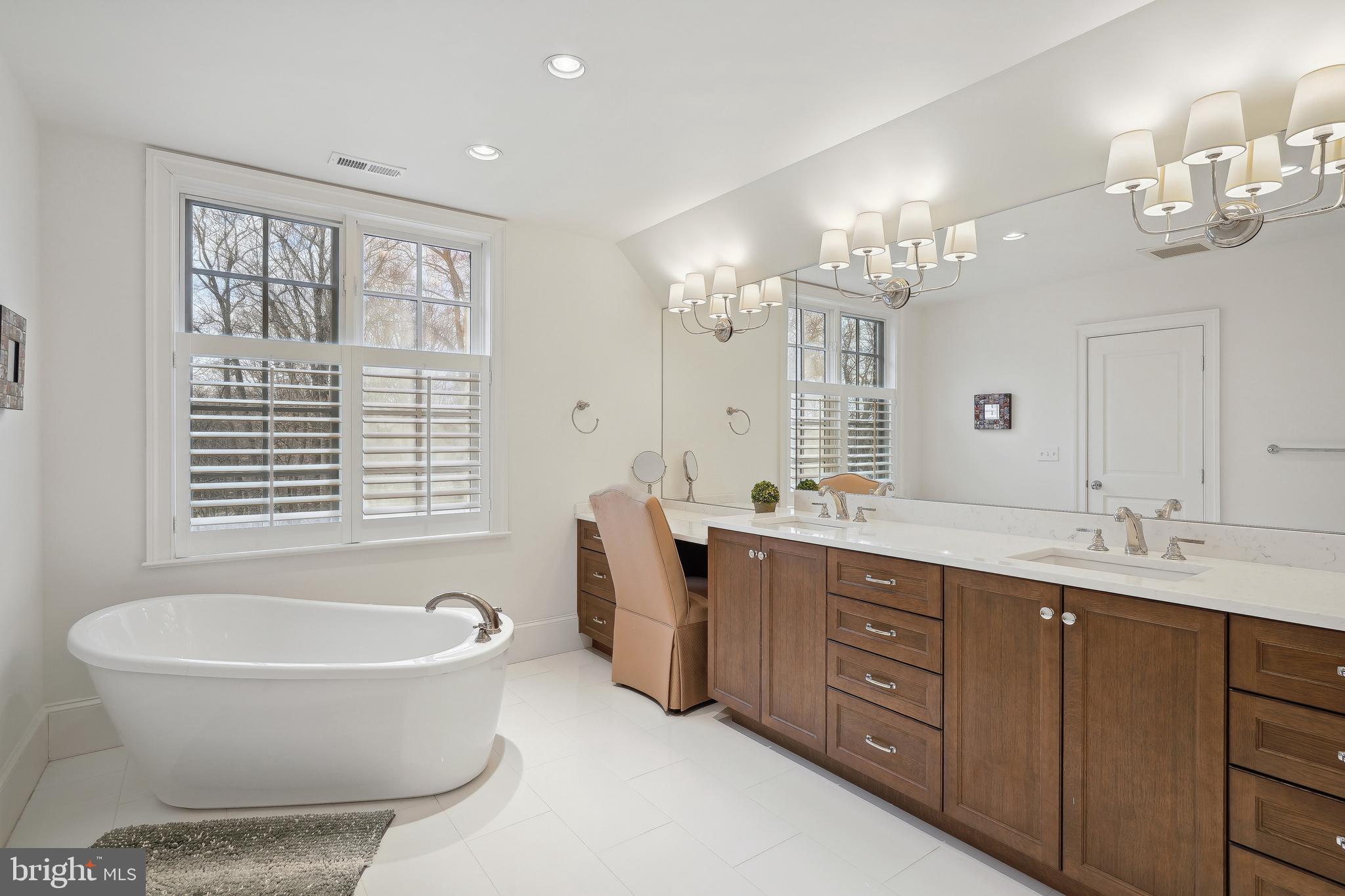 8402 Rapley Ridge Lane Potomac, MD 20854 - Photo 24 of 54 Upper level primary bathroom