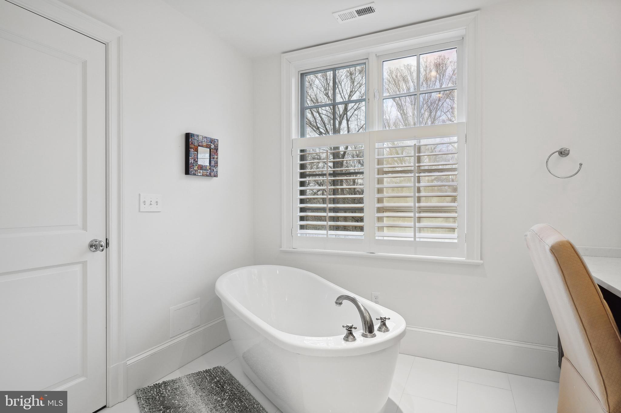 8402 Rapley Ridge Lane Potomac, MD 20854 - Photo 25 of 54 Free standing soaking tub