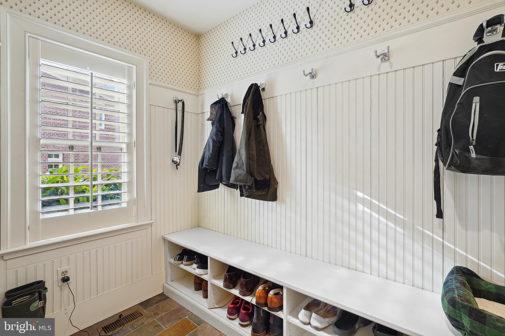 8402 Rapley Ridge Lane Potomac, MD 20854 - Photo 40 of 54