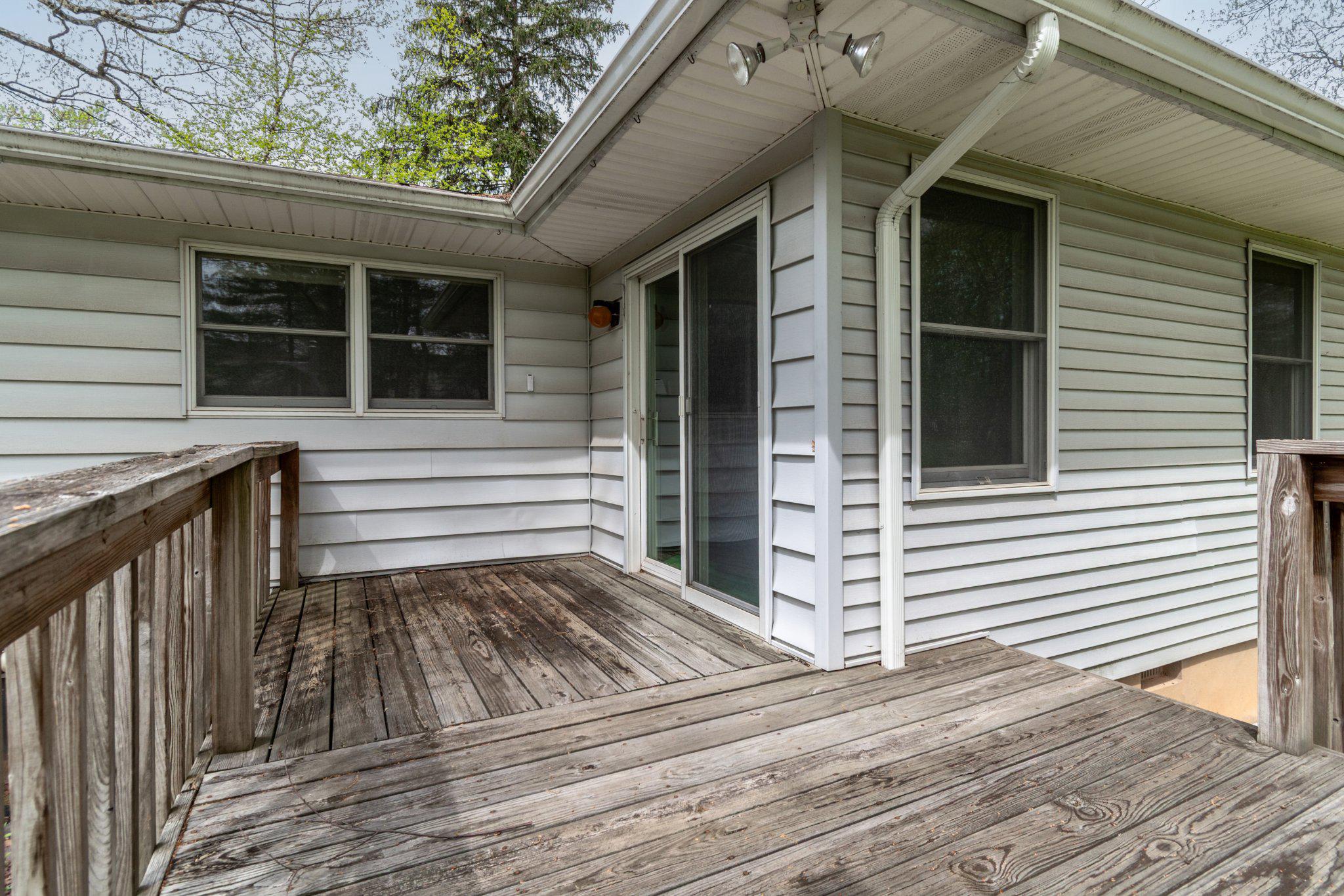 19 Floral Road Flemington, NJ 08822 - Photo 30 of 35 Deck off primary
