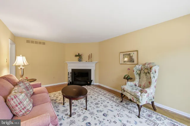 $459,900 | 201 Penns Lane, Unit 201, Malvern, PA 19355