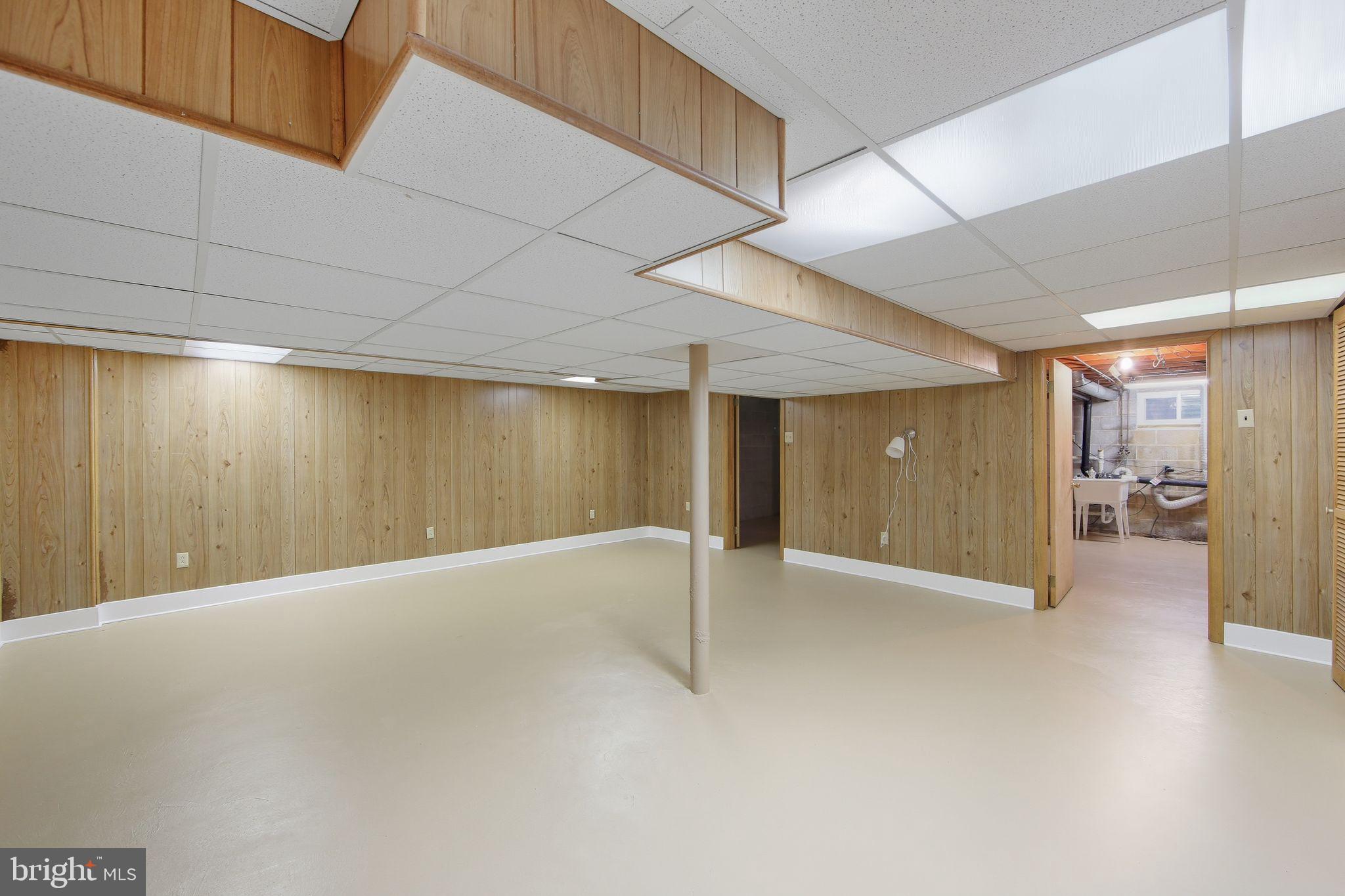 201 Penns Lane, Unit 201 Malvern, PA 19355 - Photo 27 of 30 a view of an empty room