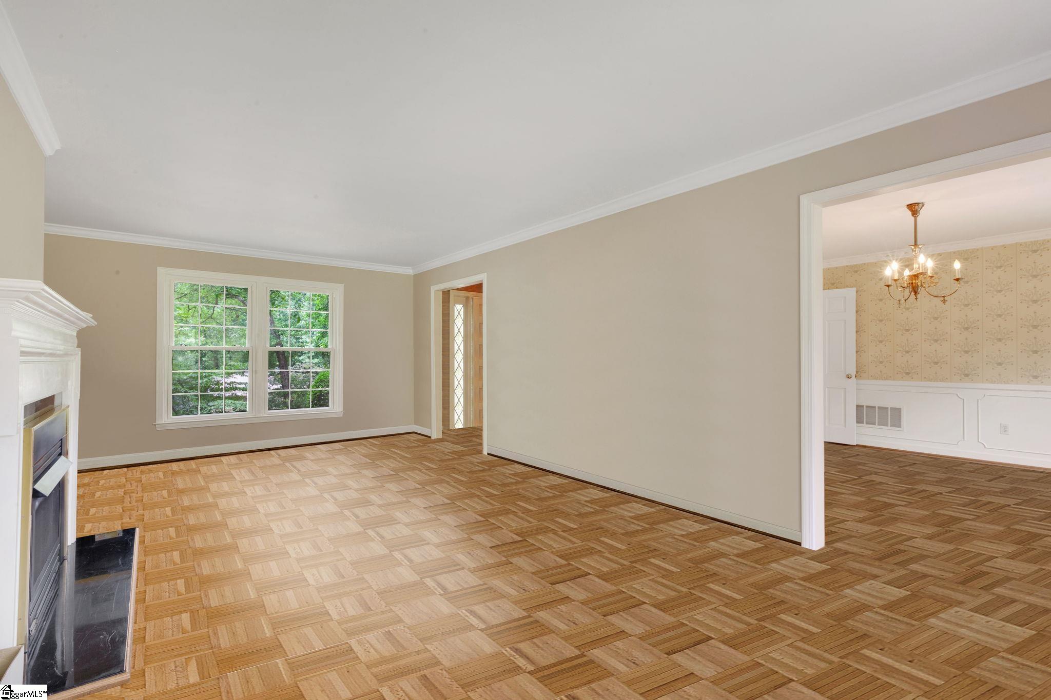 22 Seabrook Court Greenville, SC 29607 - Photo 9 of 38 Gallery Image 9