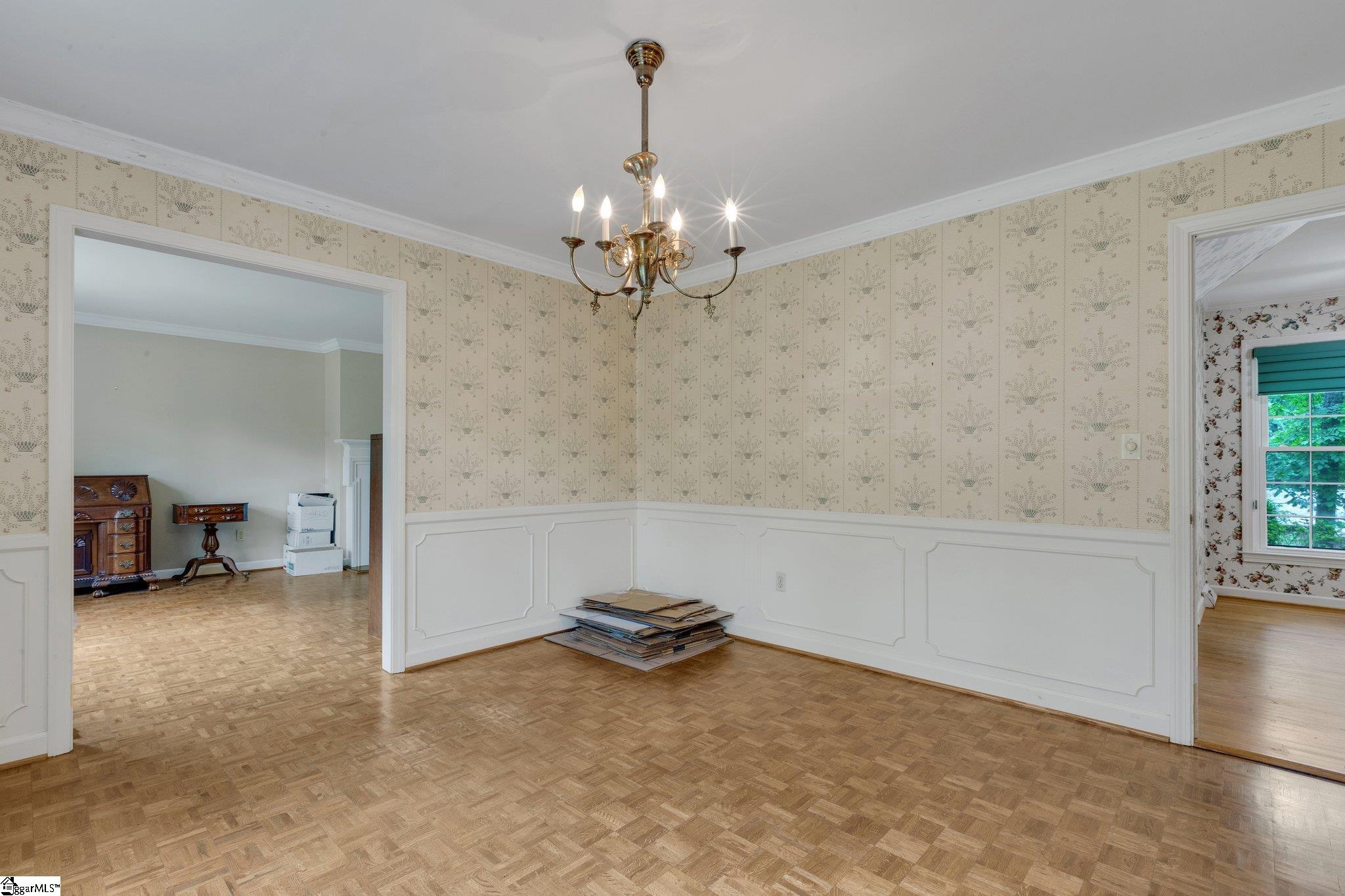 22 Seabrook Court Greenville, SC 29607 - Photo 10 of 38 Gallery Image 10